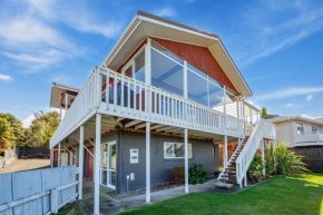 Woodward Lodge - Taupo Holiday Home